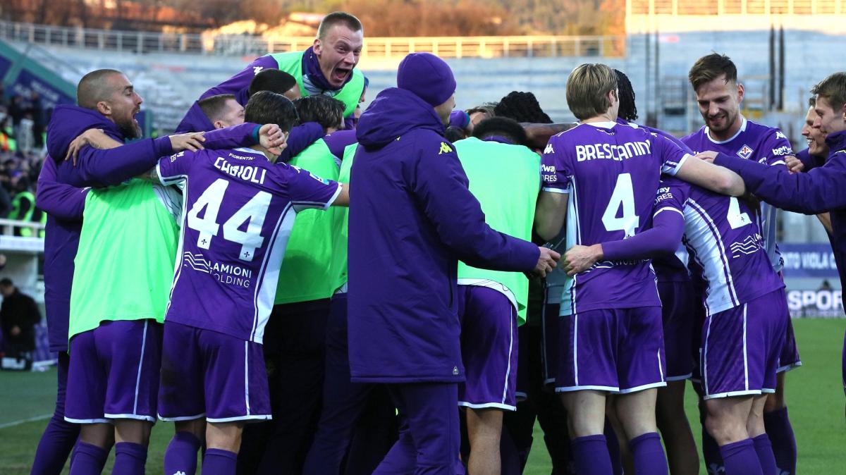 Cabeza blindada: la ACF Fiorentina sabe sufrir y asalta el campo del Como