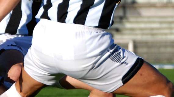 Segunda División A, el CD Castellón no abandona la última plaza. La clasificación