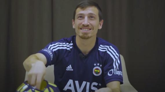Fenerbahçe, el capitán Mert Hakan Yandaş, investigado por votar en la Asamblea General
