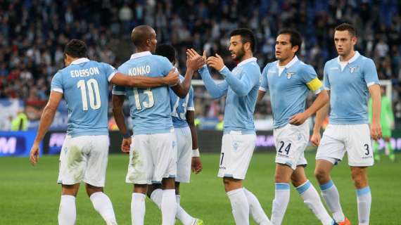 Italia, la Lazio asciende al cuarto puesto tras golear al Atalanta