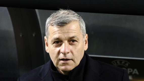 Olympique Lyon, Genesio podría continuar como director técnico