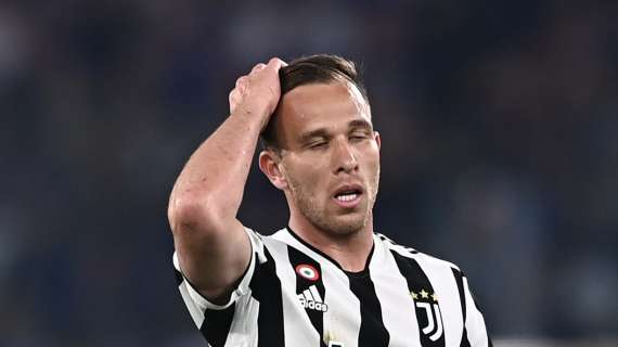 Juventus, nuevo intento para encontrar destino a Arthur