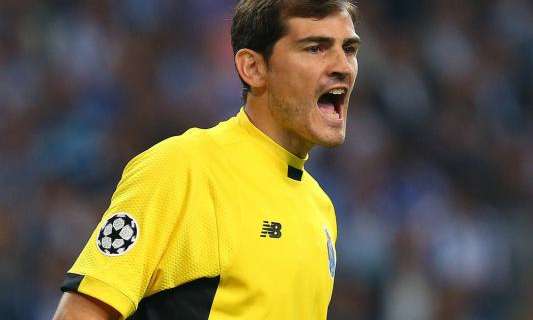 Oporto, Casillas estrella en el gran triunfo sobre el Benfica