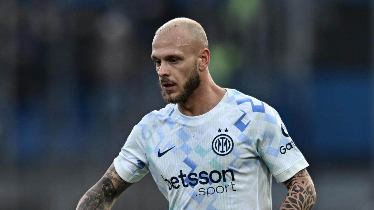 Dimarco saca de la chistera un golazo de falta: el Inter FC se adelanta en Dortmund