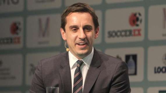 Valencia, Neville: "Jugamos con dignidad. Ahora sólo pensamos en el Espanyol"