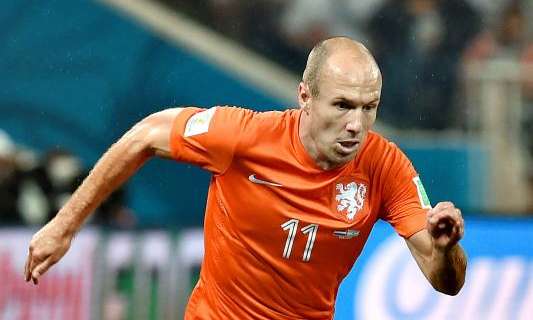 Robben estará cuatro semanas de baja por una lesión muscular