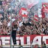 GazzSport - Bari, così è un incubo. Contestazione dei 700 tifosi, polizia in campo...