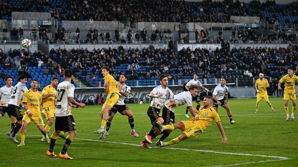 Serie B: “Frosinone, mai cinque vittorie di fila dal 2023”