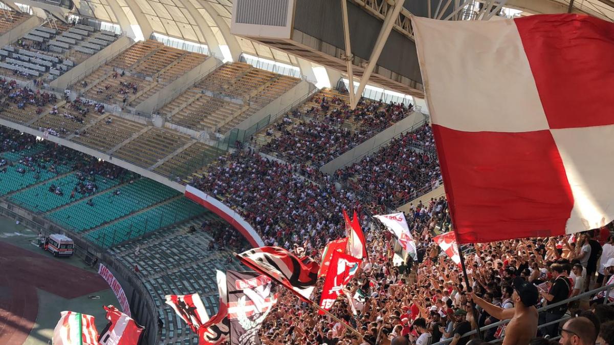 GdM - Bari, tre punti d'oro nel 'San Nicola' deserto