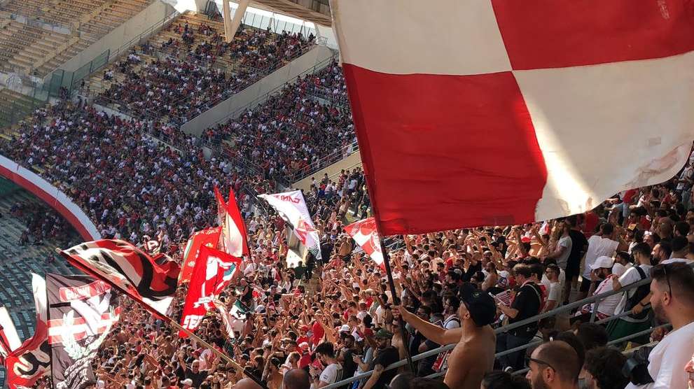 La Repubblica - Bari, c'è la prima con la Juve Stabia. In 15.000 per il nuovo sogno