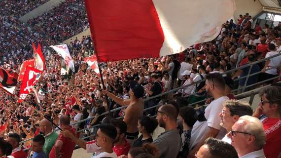 Serie B, ottantamila occhi puntati su Bari e Genoa