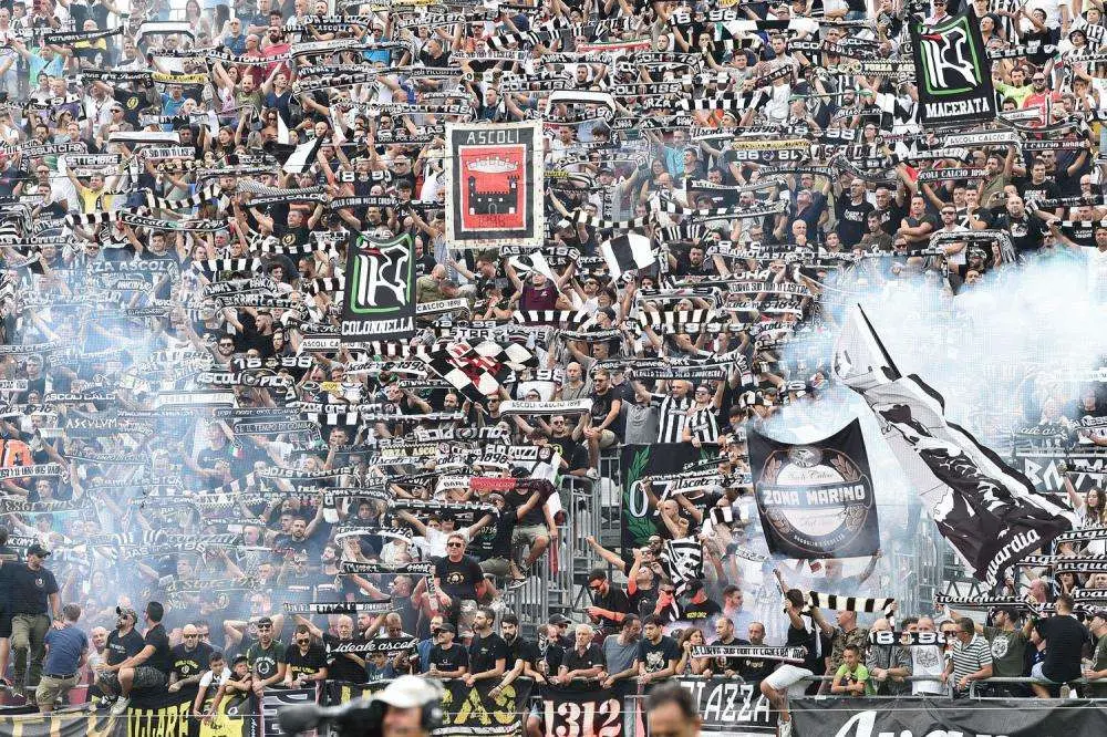 RILEGGI IL LIVE TB - Diretta Goal Serie B: vincono Entella e Frosinone. Ascoli di misura, pari al 'Penzo'