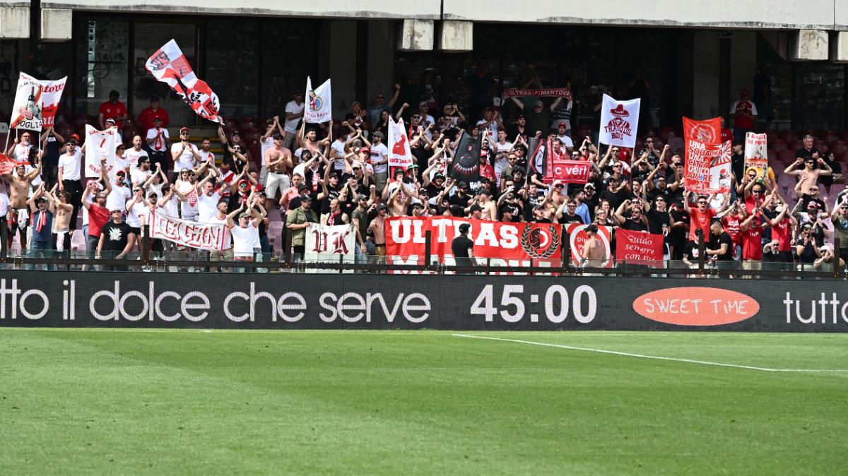La Voce di Mantova - Il Mantova tocca il fondo: ko con il Bari in crisi