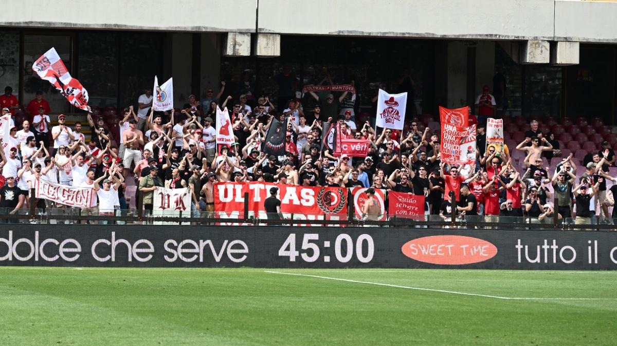Gazzetta di Mantova - Tifosi del Mantova a bocca asciutta: vietata la trasferta di Modena