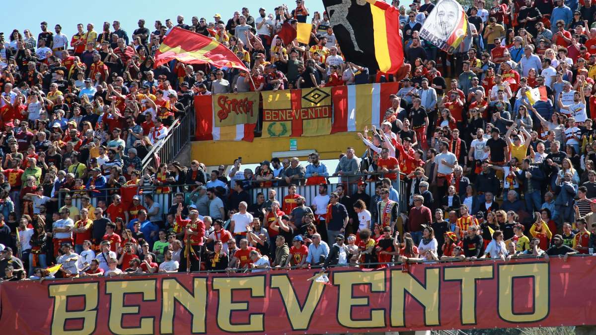 Benevento, prevendita fiacca: nessuna corsa al botteghino per le partite che possono valere la promozione