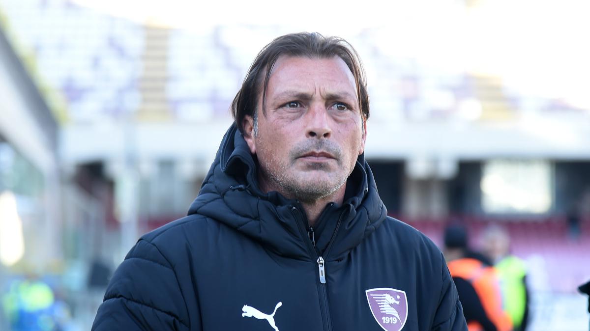 ESCLUSIVA TB - Schira: "Traballa la panchina di Raffaele a Salerno. Sondati Pagliuca e D'Angelo, ma..."