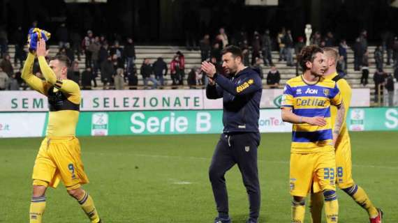 Parma, D'Aversa: "Vittoria importante ad Ascoli. Secondo posto? Non distraiamoci"