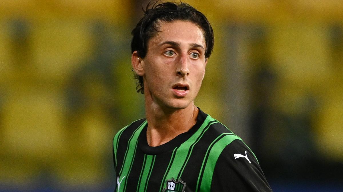 CorSport - Cesena: ecco Mancini, salgono le quotazioni di Galloppa. Avellino scatenato: sondaggio per Ilie, piacciono Mulattieri, Faticanti e Moruzzi. Vicenza, Cudrig pista calda. Arezzo, valutati tre giovani portieri