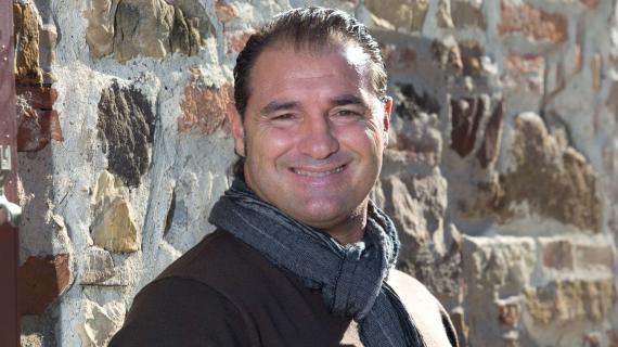 Bari, l'ex Amoruso: "DeLa-tifoseria? Compromesso ogni tentativo di ricucitura. Caserta sa che è venuto in un ambiente deluso, ma ci mette passione. Mercato? Tanti bei nomi..." 