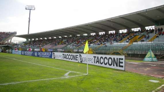 RILEGGI IL LIVE TB - Avellino-Pro Vercelli 1-0 (89' Castaldo): Finita al 'Partenio'. Avellino passa solo nel finale con Castaldo, debutto amaro per i piemontesi