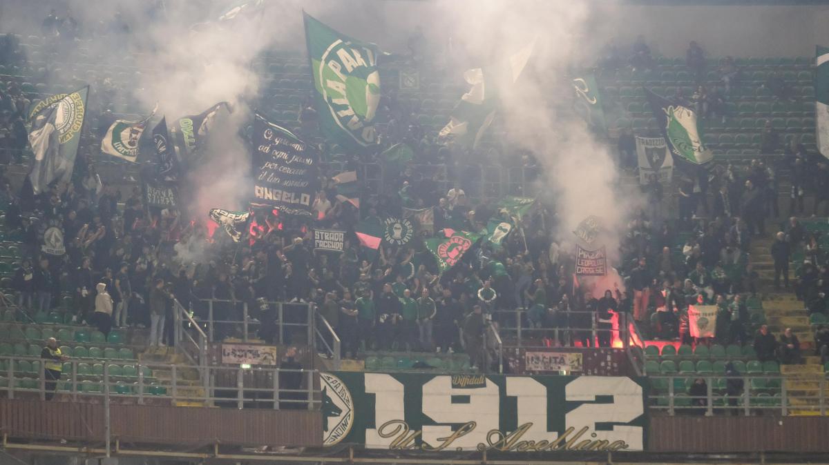 Serie B, Avellino-Bari 2-0: galletti sbranati, Serie C a un passo. Lupi in zona playoff