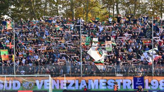 Venezia, contro il Verona spazio al 4-3-3