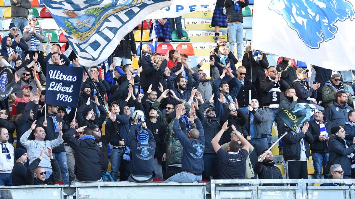 Il Centro - I tifosi caricano il Pescara. A Padova è vietato fallire