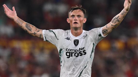 GazzSport - Bari: vicino Nikolaou, tentativo per Henderson. Il Padova tratta Cotali e prende Ghiglione. Venezia: Casas. Carrarese scatenata: quattro colpi in canna. Juve Stabia in chiusura per De Pieri