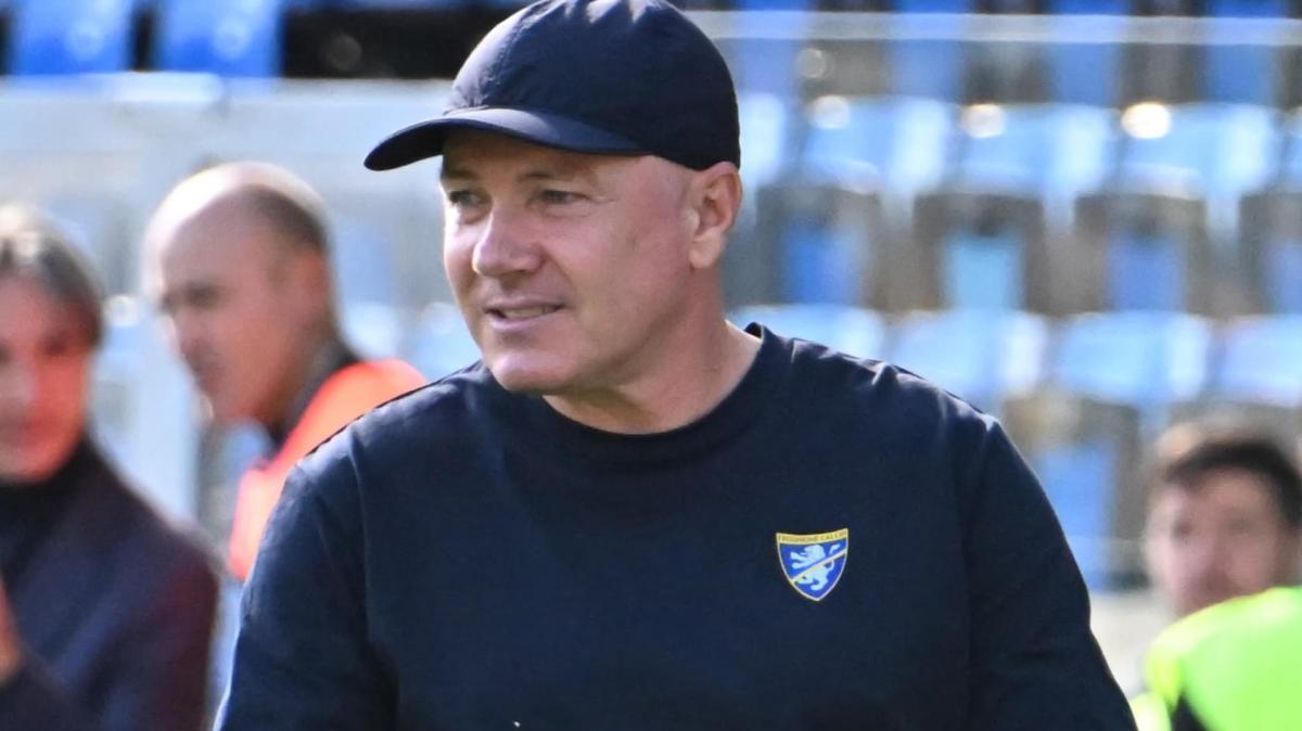 QS - L'ex Alvini (applaudito) tira un brutto scherzo alla Reggiana. Il suo Frosinone si porta via i tre punti