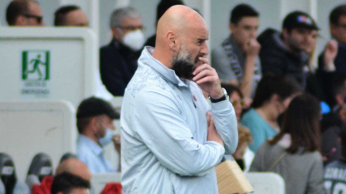 Benevento, Stellone: "Il gruppo vuole uscire da questa situazione, tutti hanno una disponibilità incredibile"