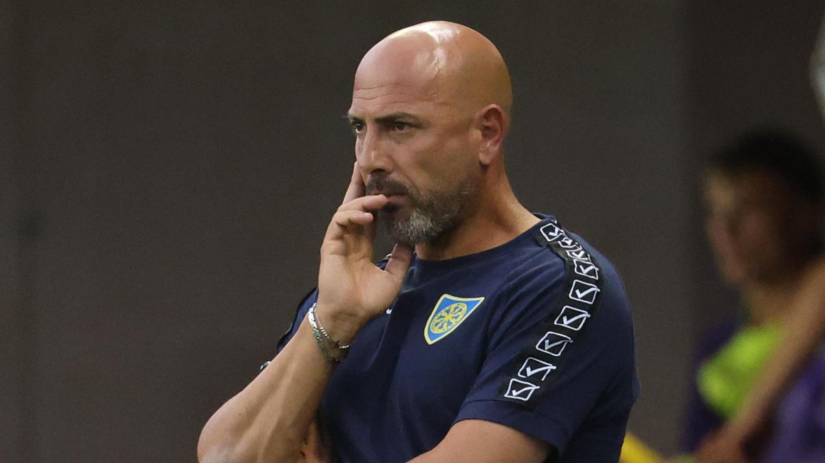 QS - Carrarese, sirene da Padova per Calabro