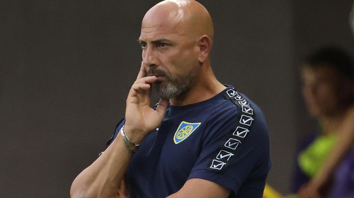 La Nazione - La Carrarese raggiunge la matematica salvezza. Azzurri troppo sfortunati contro il Frosinone