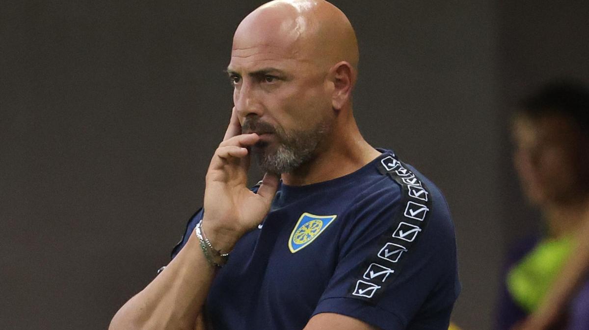 QS - Carrarese, la carica di Calabro verso Marassi: "Niente drammi, la squadra saprà reagire"