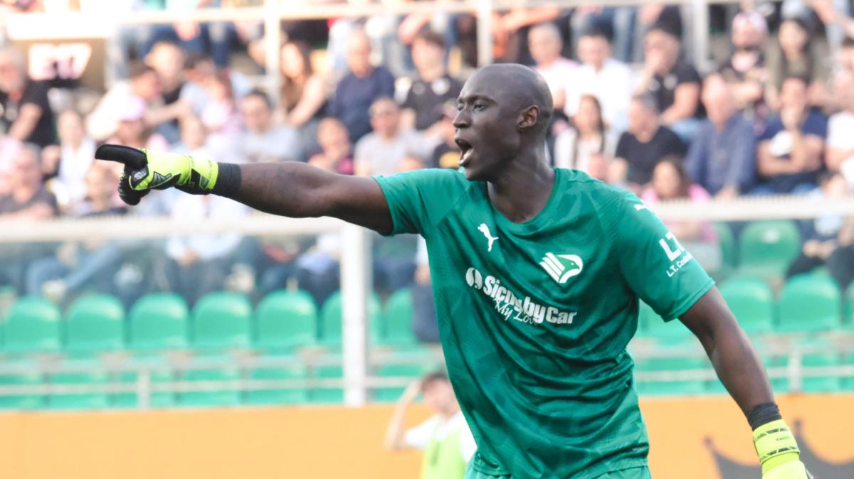 CorSport - Palermo, Gomis favorito tra i pali