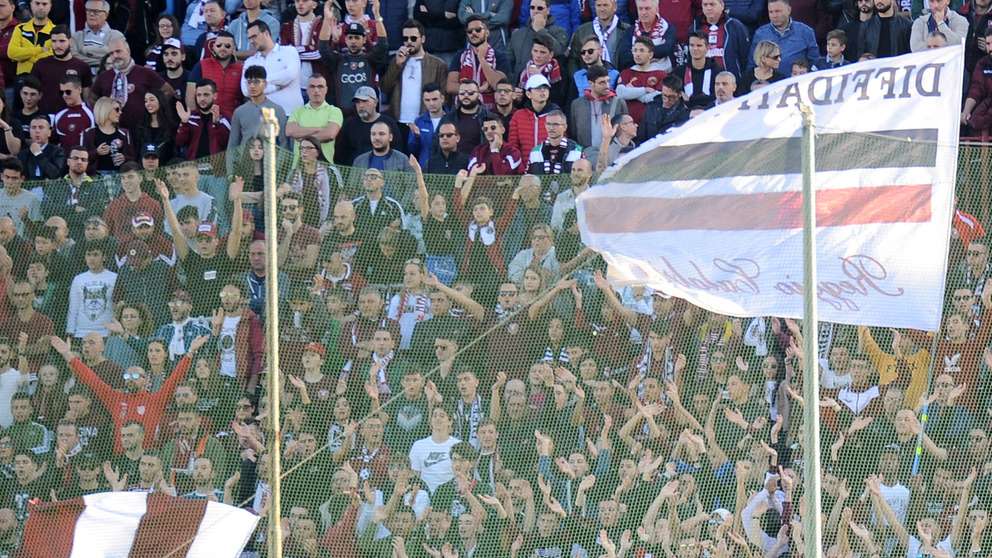 Reggina, confronto tra tifosi, Stellone e Iiriti