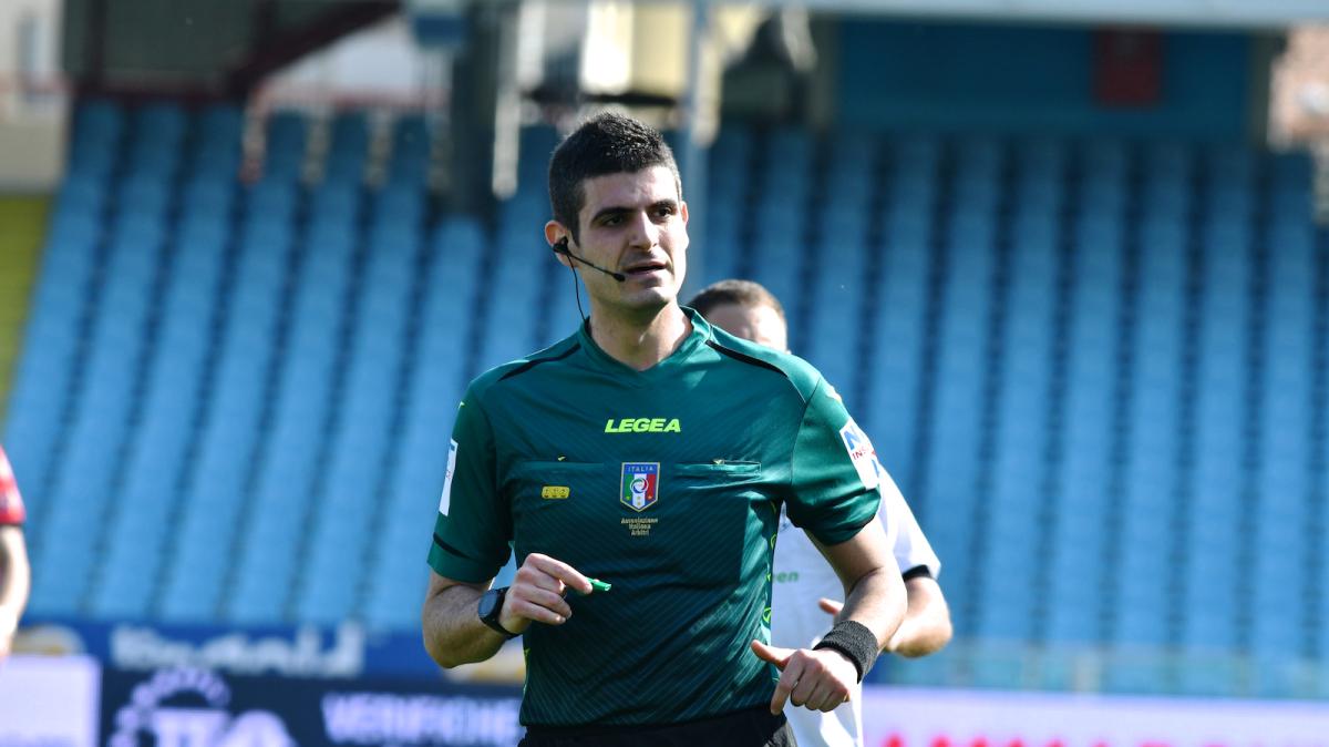 Serie B, gli arbitri della 36esima giornata: Perri per Venezia-Empoli. Manganiello al 'Partenio'