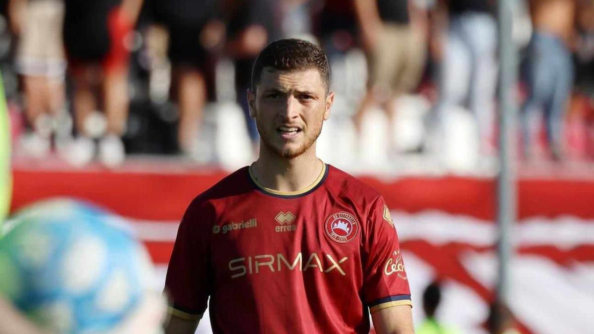 Il Mattino - Avellino, colpi last minute: preso Pandolfi, ufficiale il ritorno di Sgarbi