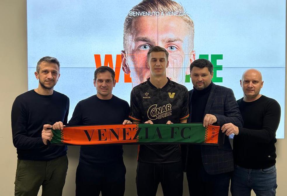 Mercato Venezia, Fila partirà: c’è anche il Grasshopper