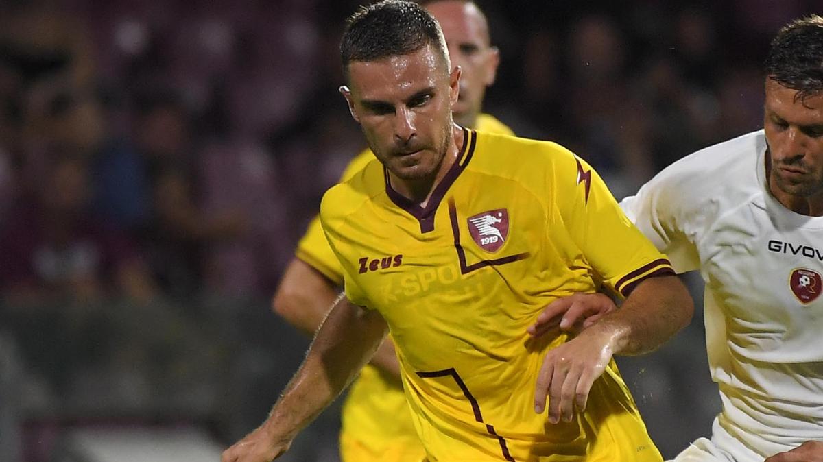 Carrarese, Capezzi nel mirino di un club di C