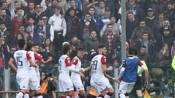RIVIVI IL LIVE TB - Latina-Cagliari 1-3, in gol Munari, doppietta di Melchiorri e Mariga