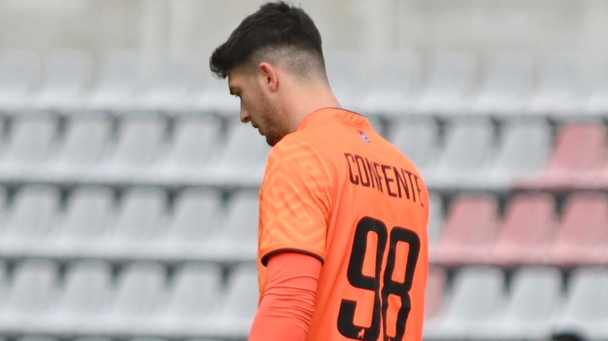 Metropolis - Errore fatale di Confente: per la Juve Stabia pari e rimpianti. Mercato: arriva Okoro