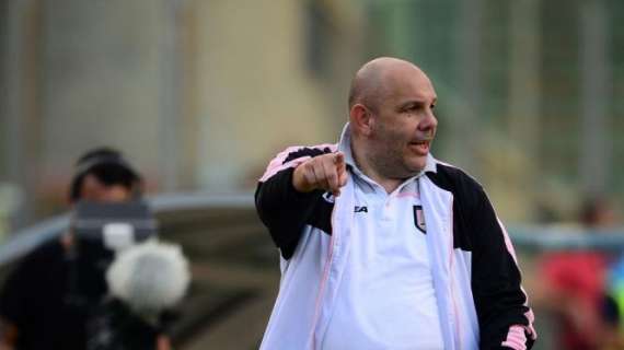 Palermo, Tedino: "Prestazione non positiva. I due gol ci hanno tagliato le gambe"