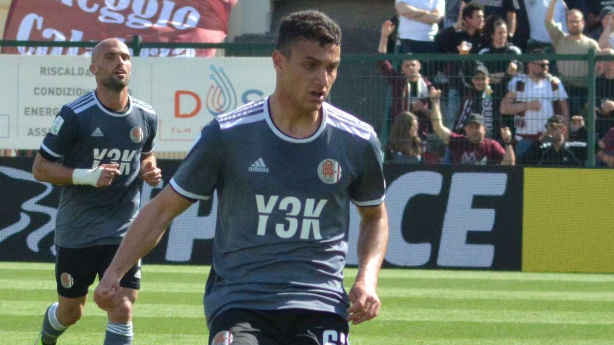 QS: "Tra mercato e campo. Forte al Cosenza, l'Ascoli prende Milanese"