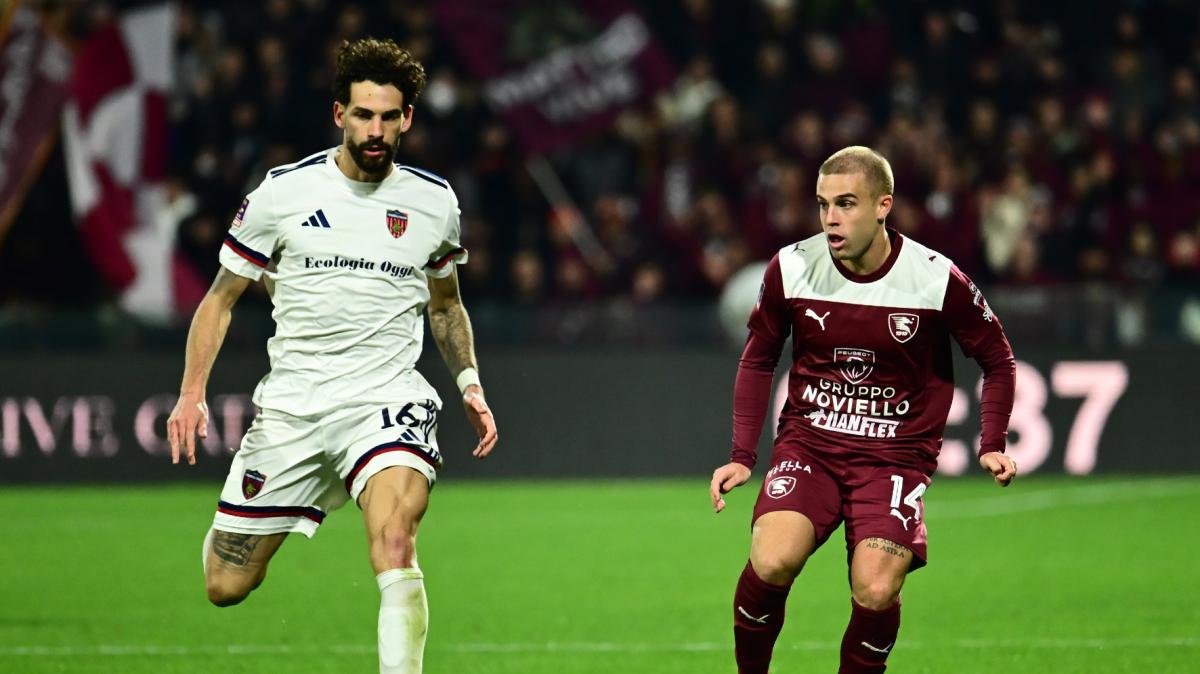 Juve Stabia, mercato nel vivo: Lovisa stringe per Ricciardi, affare vicino