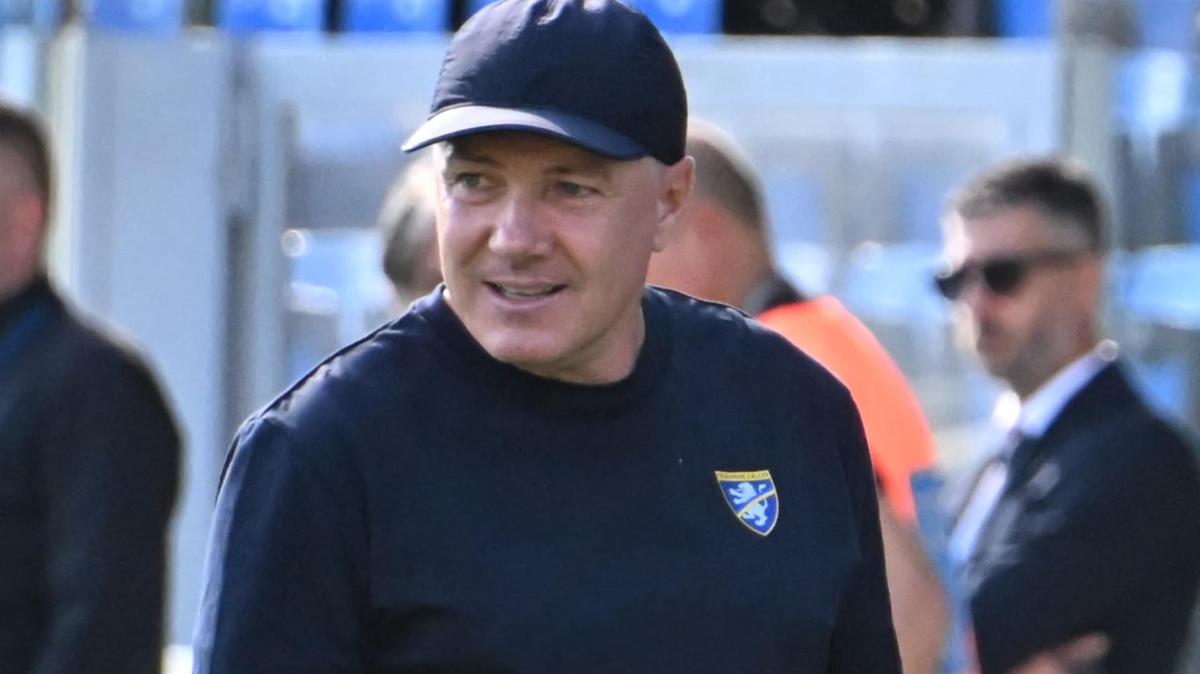 Il Frosinone detta il passo, Monza e Venezia inseguono. Serratissima la lotta salvezza