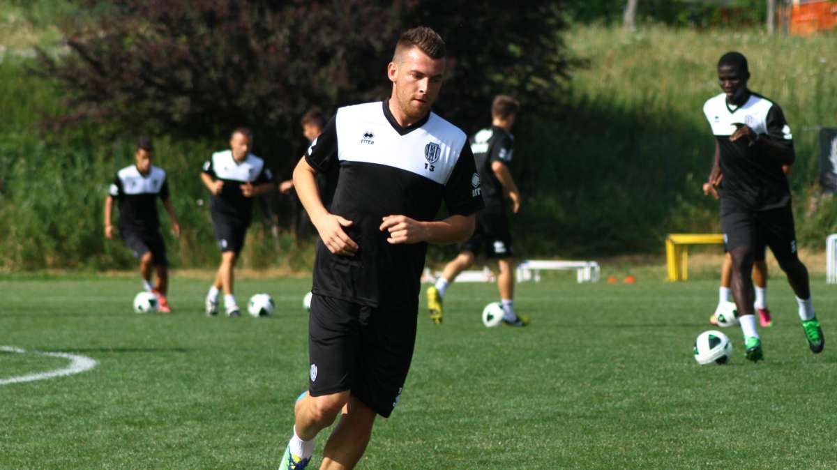 Bari, Nadarevic: "Vincere a Modena per approfittare del passo falso del Novara!