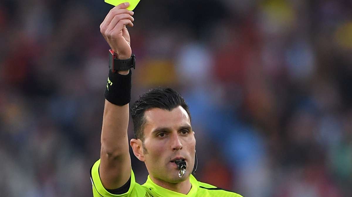 L'arbitro Volpi si è dimesso dopo aver diretto Cremonese-Pisa: "La chiudo qui"