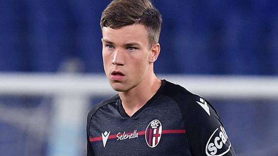 GazzSport - Doppietta Frosinone: Raimondo e Corrado, ora Baldursson. Il Catanzaro apre le ali: Nuamah più Seha. Venezia in chiusura per Oliveri. Sudtirol: Tronchin. Mantova su Jack, il Pescara vuole Leone