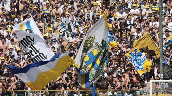 QS - Reggiana-Parma, che entusiasmo tra i tifosi crociati: subito esauriti i 2.000 biglietti