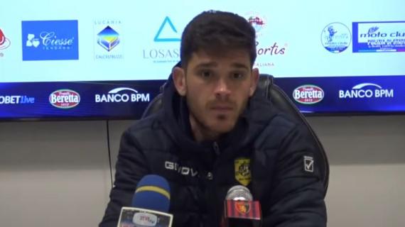 Metropolis - La Juve Stabia s'illude. Adorante non basta. Un punto al Menti